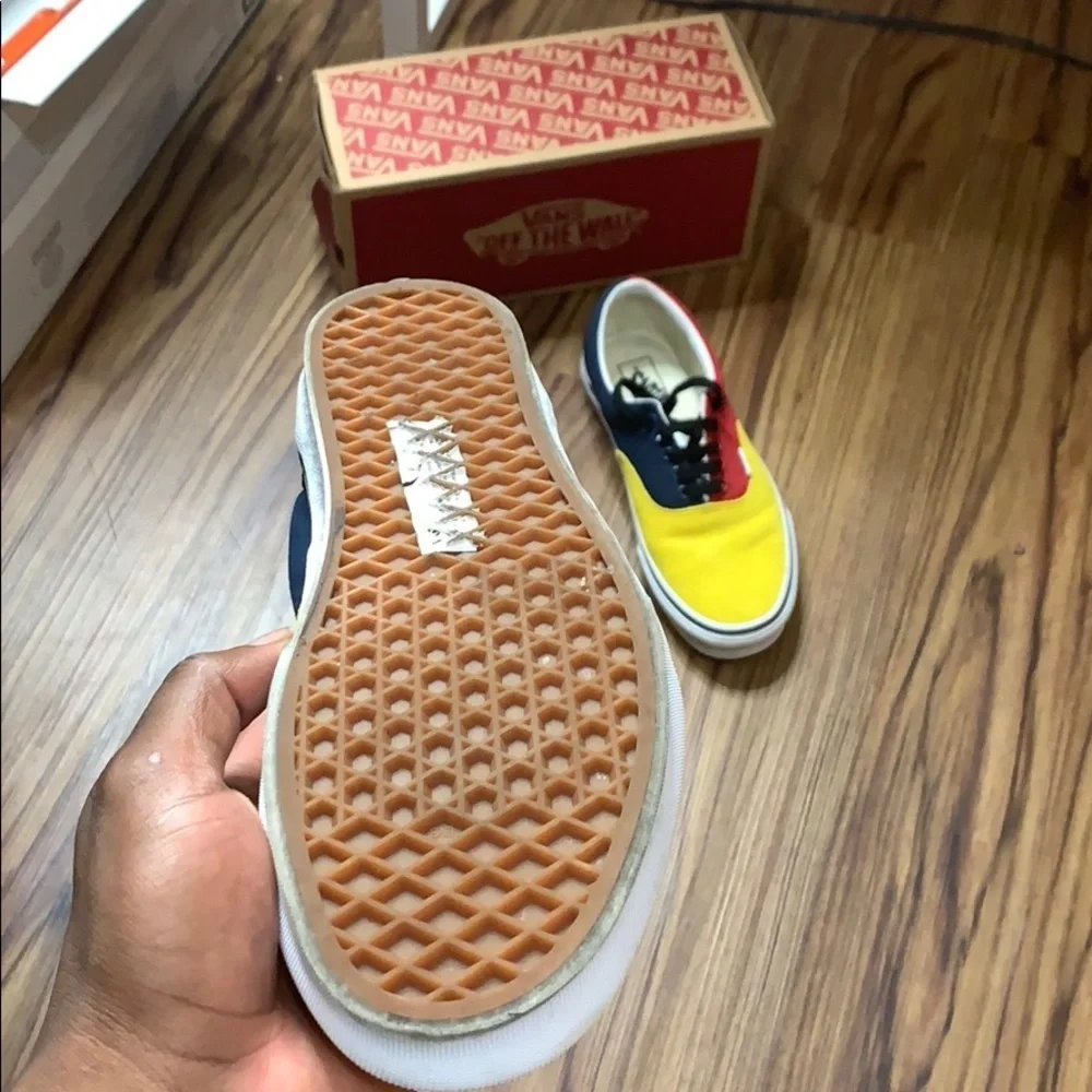 Unisex Vans Off The Wall Multi Color (8.5M-10W)